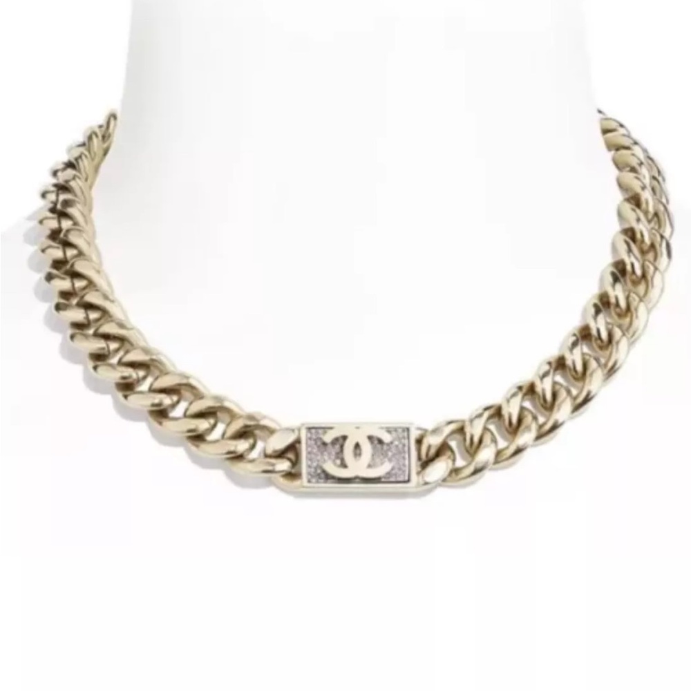 Auth Chanel Strass Plaque Crystal Necklace Gold Cuban Chain CC Plate Choker